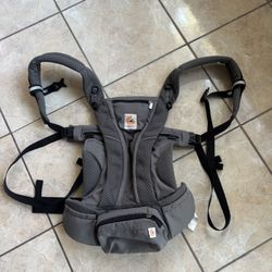 Ergobaby Carrier