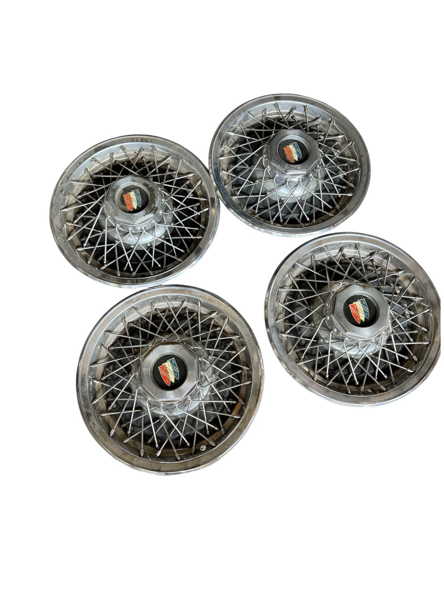 1980-90 Buick Lesabre Electra Park Avenue Wire Lock On Oem Used 4x Hubcap 15” Rwd
