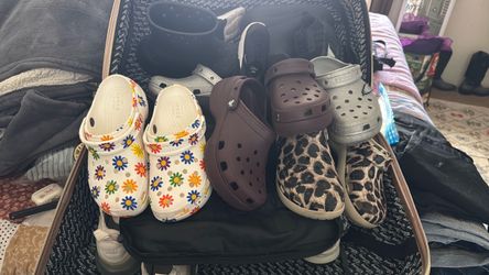 Crocs