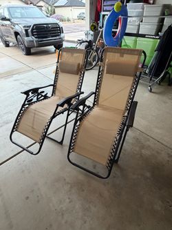 Zero Gravity Reclining Lounge Chairs – Set of 2