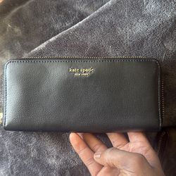 Black Kate spade wallet