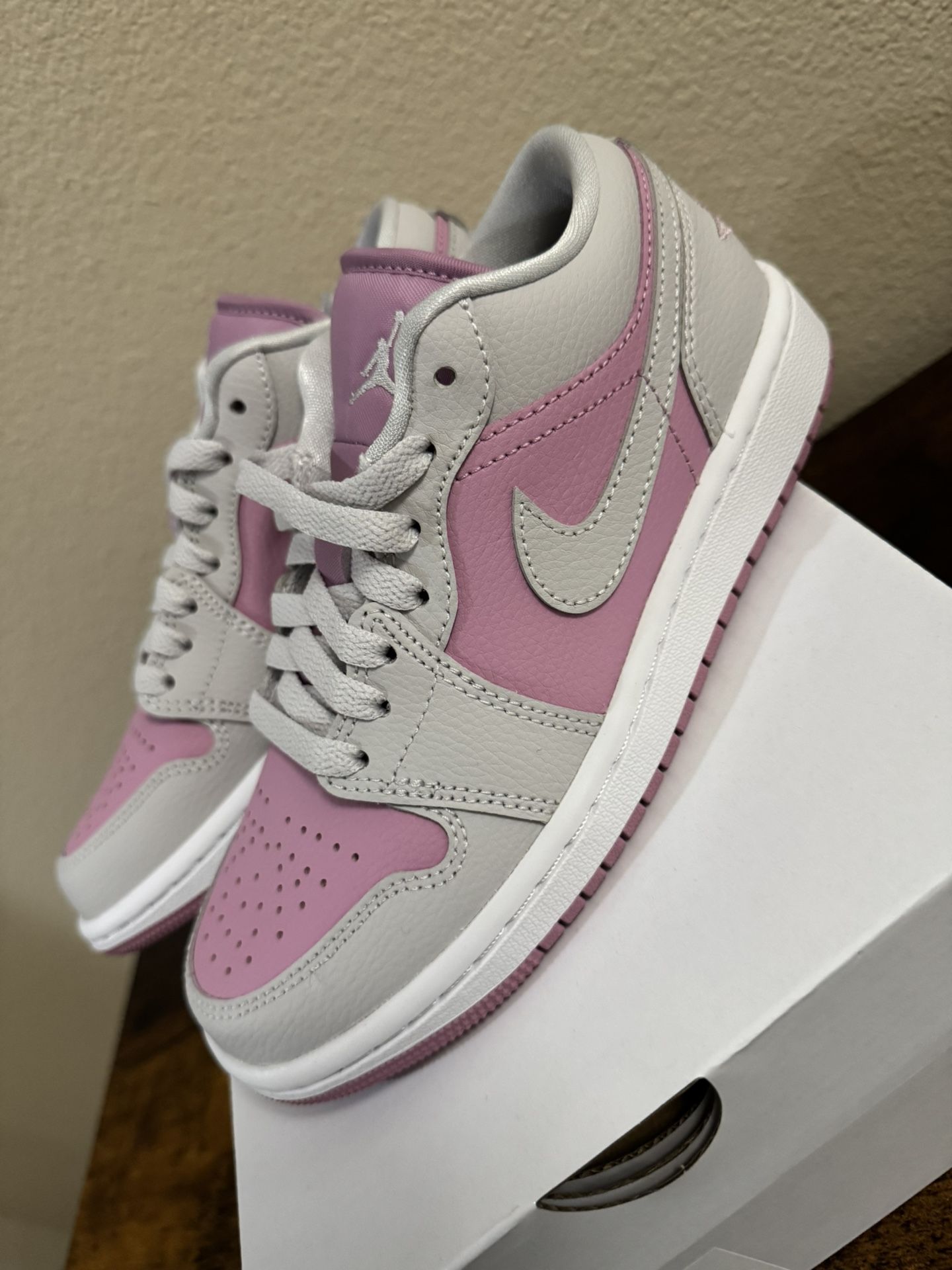 Air Jordan 1 Low W 5/ M 3.5