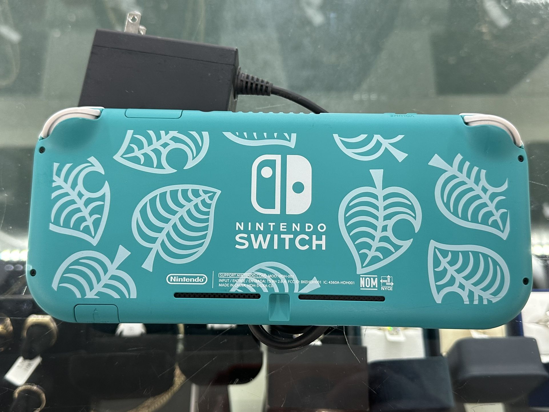 Nintendo Switch Lite Console Animal Crossing Limited Edition