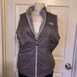 Women’s Small Vest Reversable 