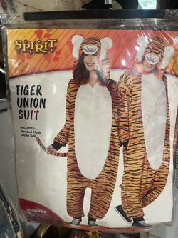 Costume