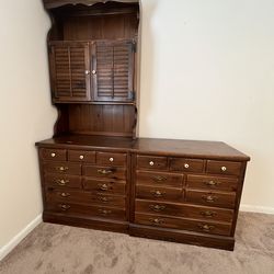 Vintage Ethan Allen hutch and dresser set from the Antiqued Pine "Old Tavern" collection - 32” x 18” x 78”