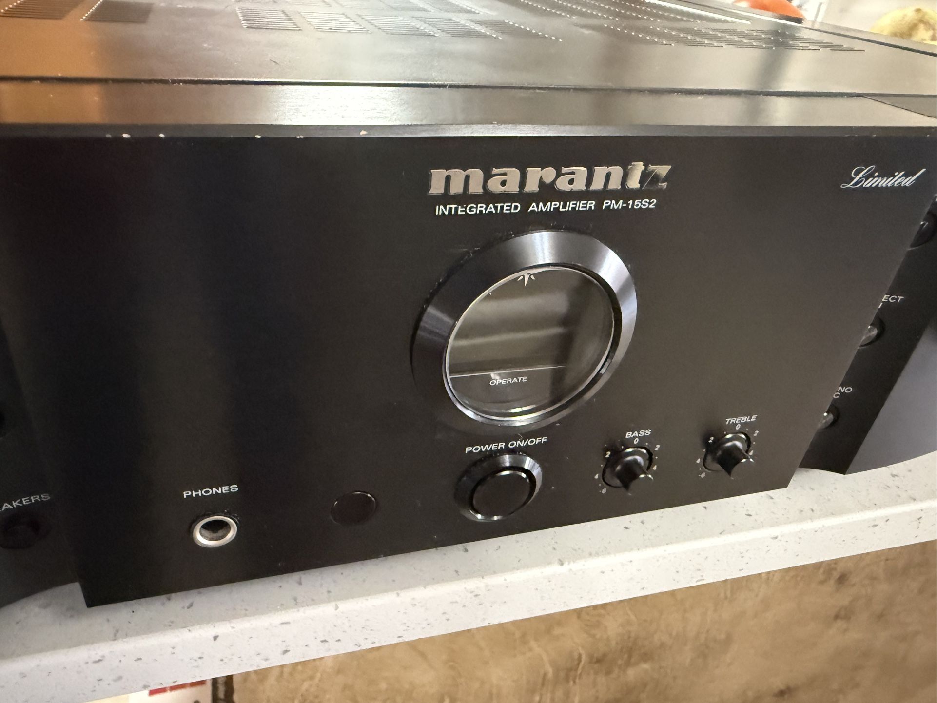 Marantz PM 15S2 Integrated