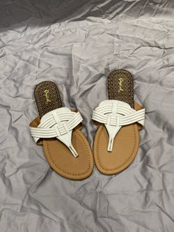 Women sandals
