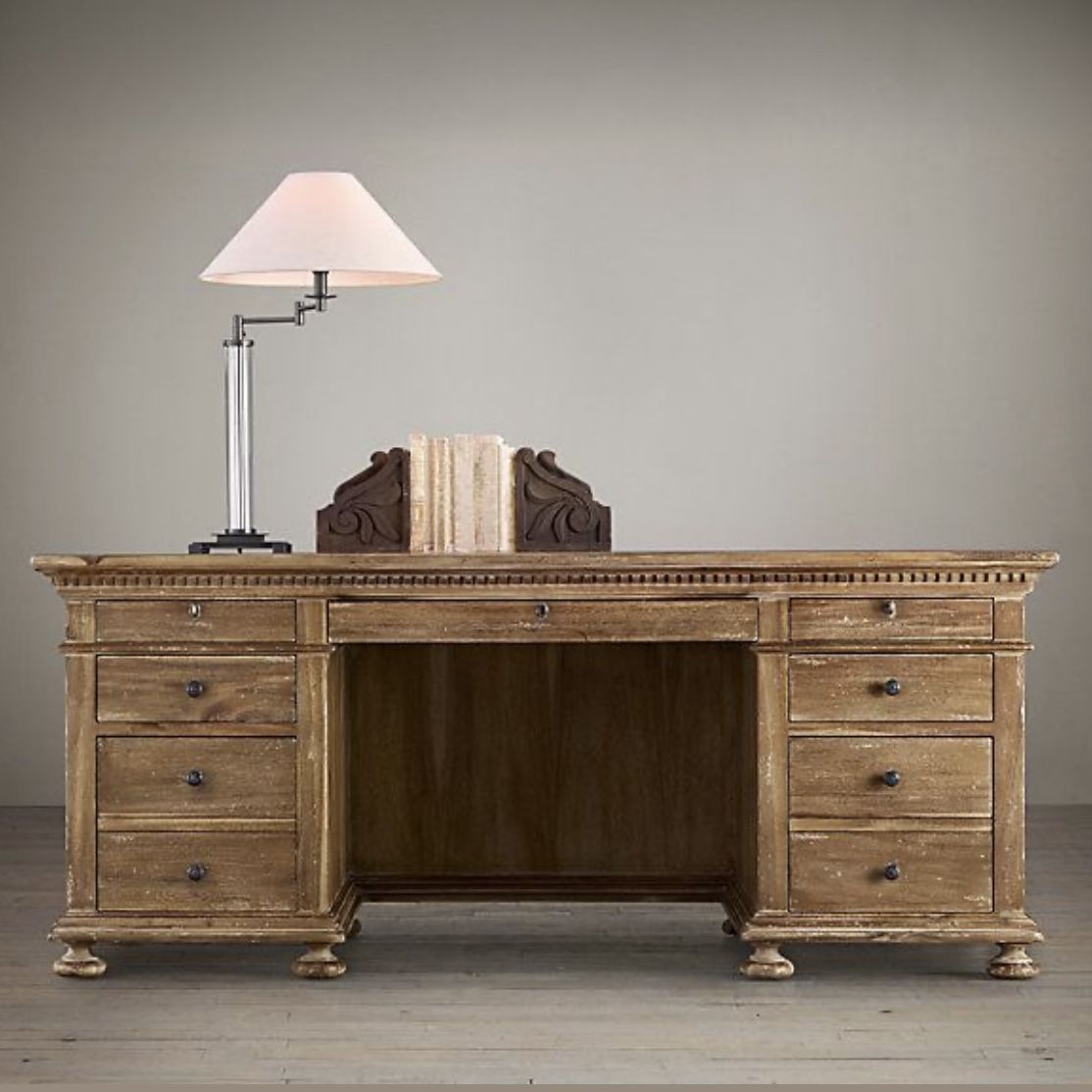 ST. JAMES 7-DRAWER DESK