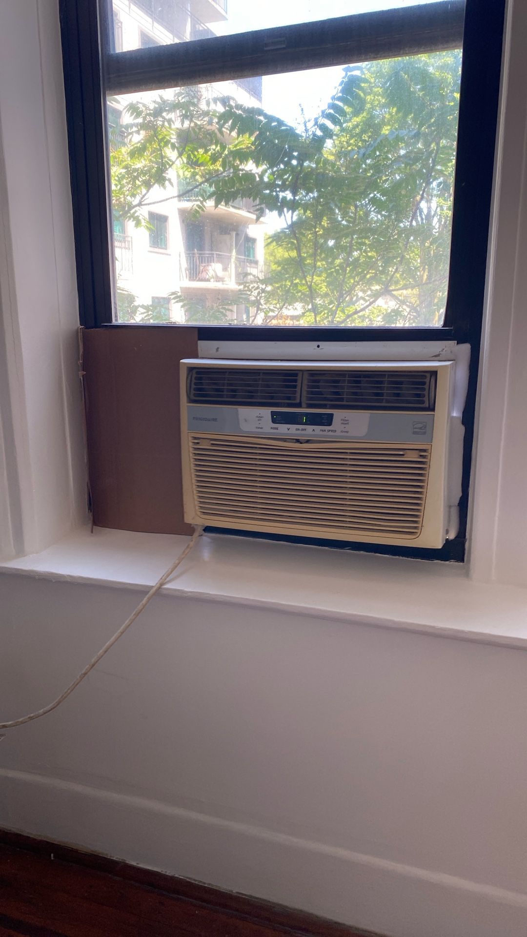 Window air conditioner (no ears)