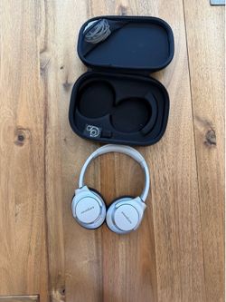 Headphones Anker Soundcore noise cancellation