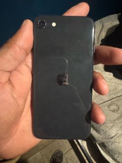 2 iPhones