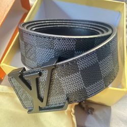 Louis Vuitton Belt (BLACK) (Size 32)