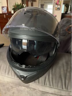 Sena Outrush R motorcycle helmet with Bluetooth