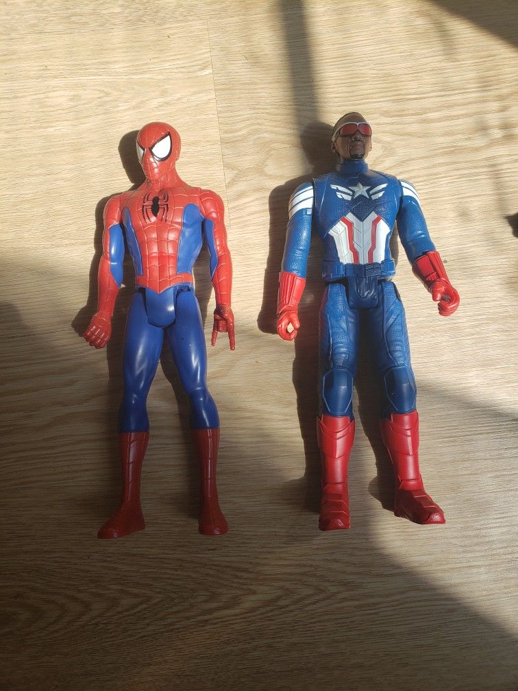 Hero Figure Captain America &Spiderman 12"