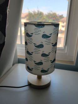 Whale desk lamp
