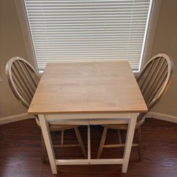 Extendable Dining Table