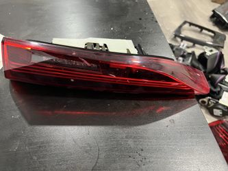 BMW M4 2025 Competition Trunk Lights