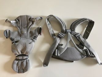 BabyBjorn Hands Free Baby Carrier