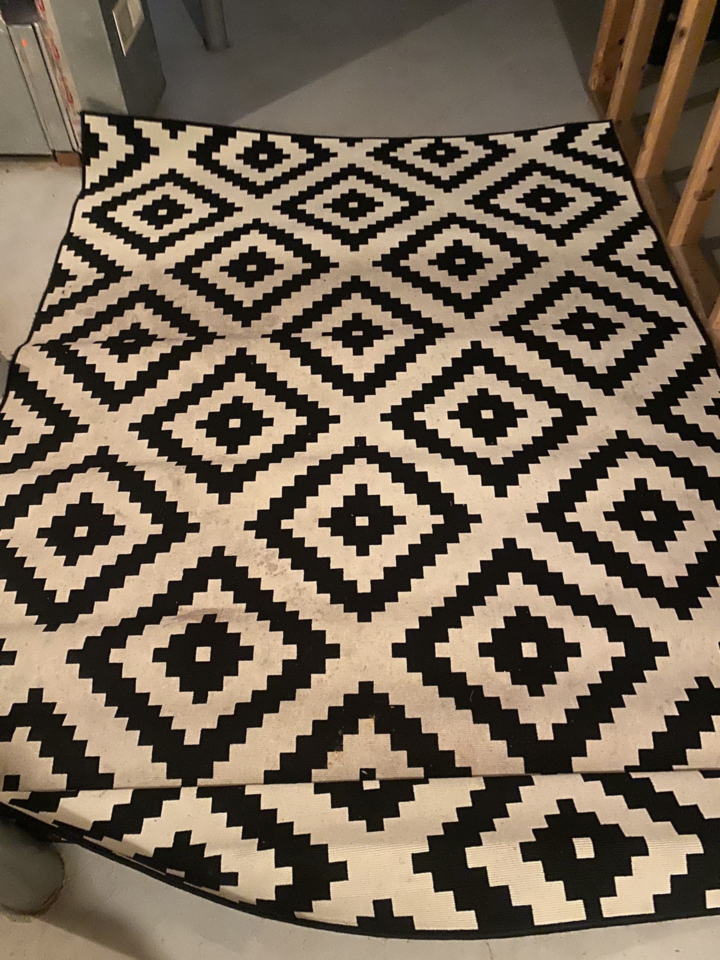 Nice Black And White Area Rug