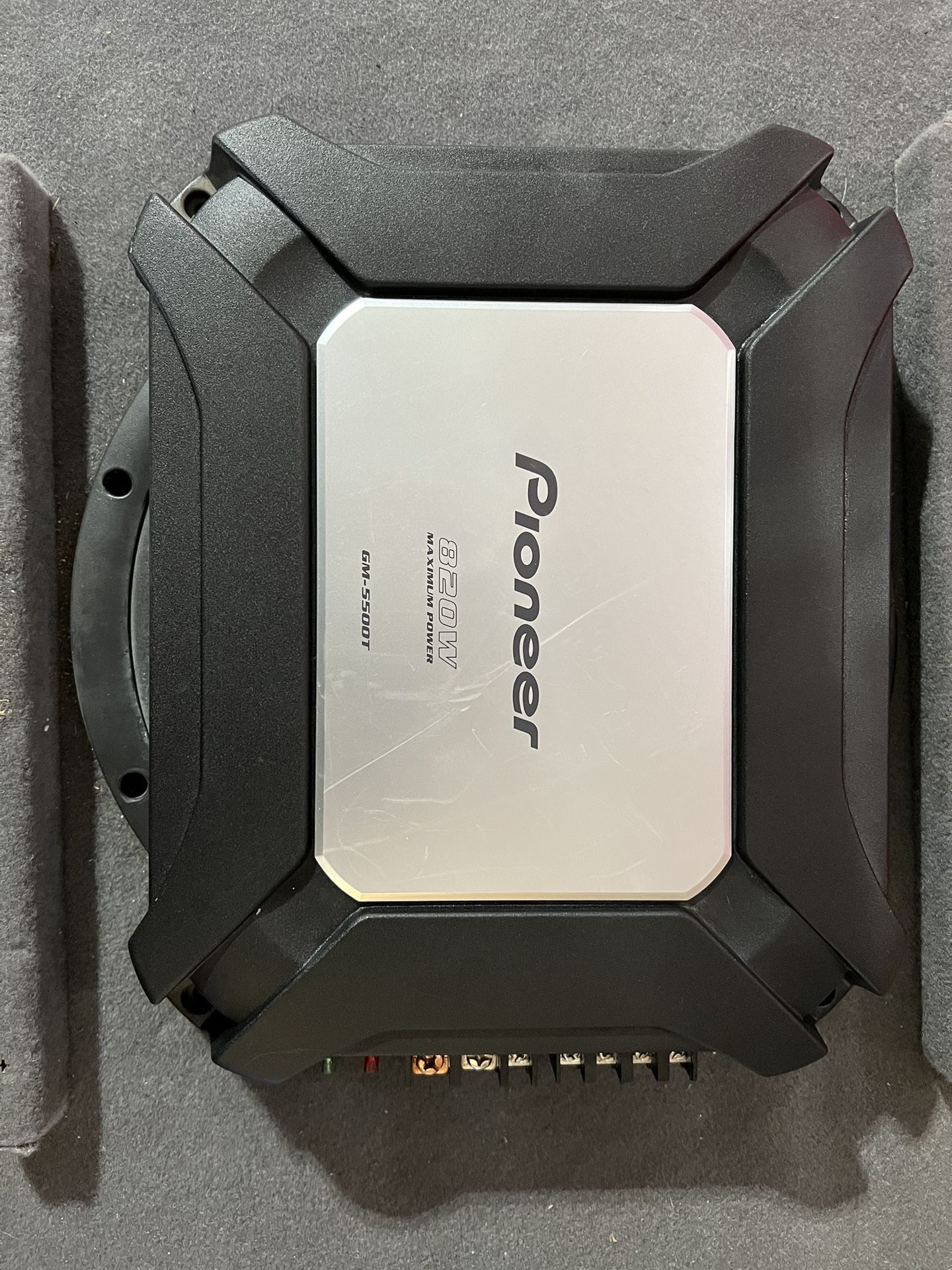 Pioneer GM-5500T 820w Car Amplifier
