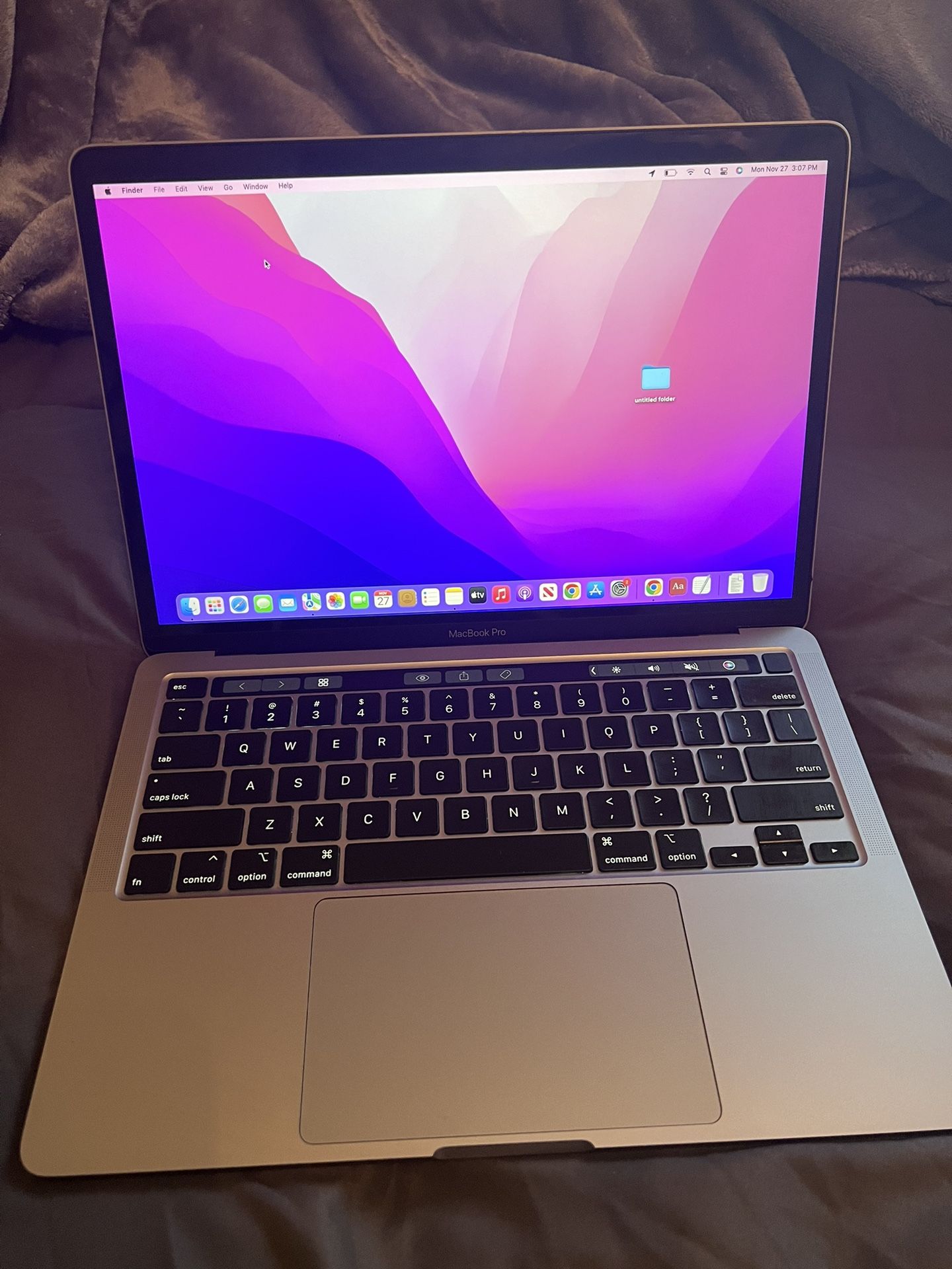 13 Inch MacBook Pro 2020, With Air Pod Pro 