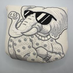 Swag White  Elephant Mallet Cover 