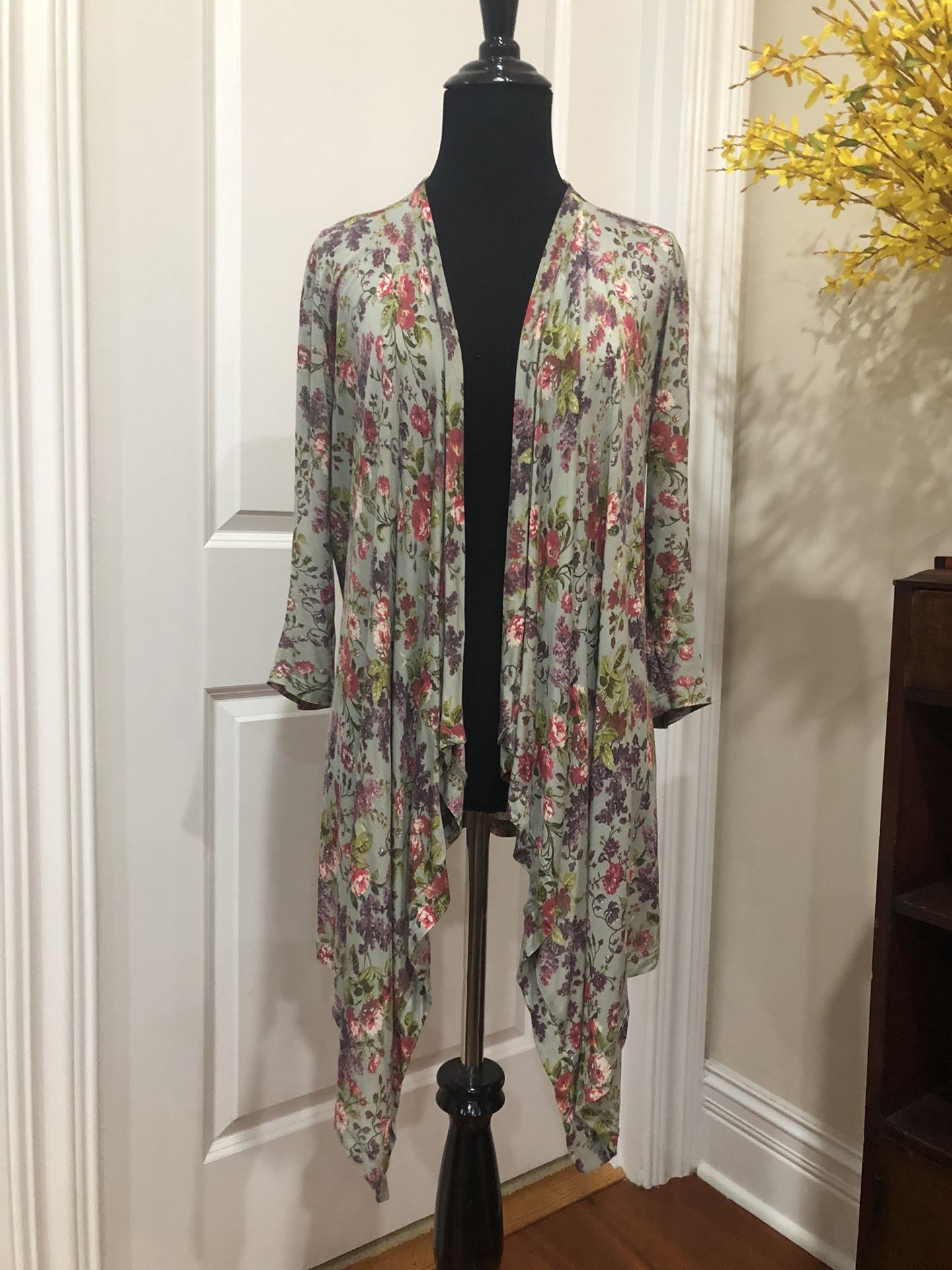 Karen Kane Open front Vest - Size Small