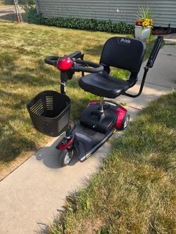 Mobility scooter