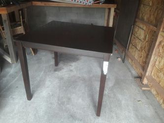 Dininh room high table