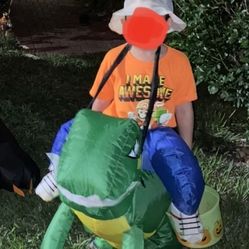 Dinosaur Costume - Pickup Location Is West Of The Zoo 