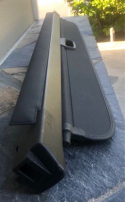 BMW X5 Black OEM Rear Trunk Cover Retractable