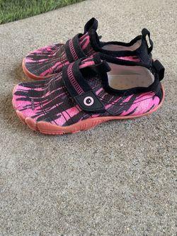 Little Girls Water Shoes