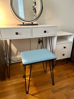 Vanity Desk