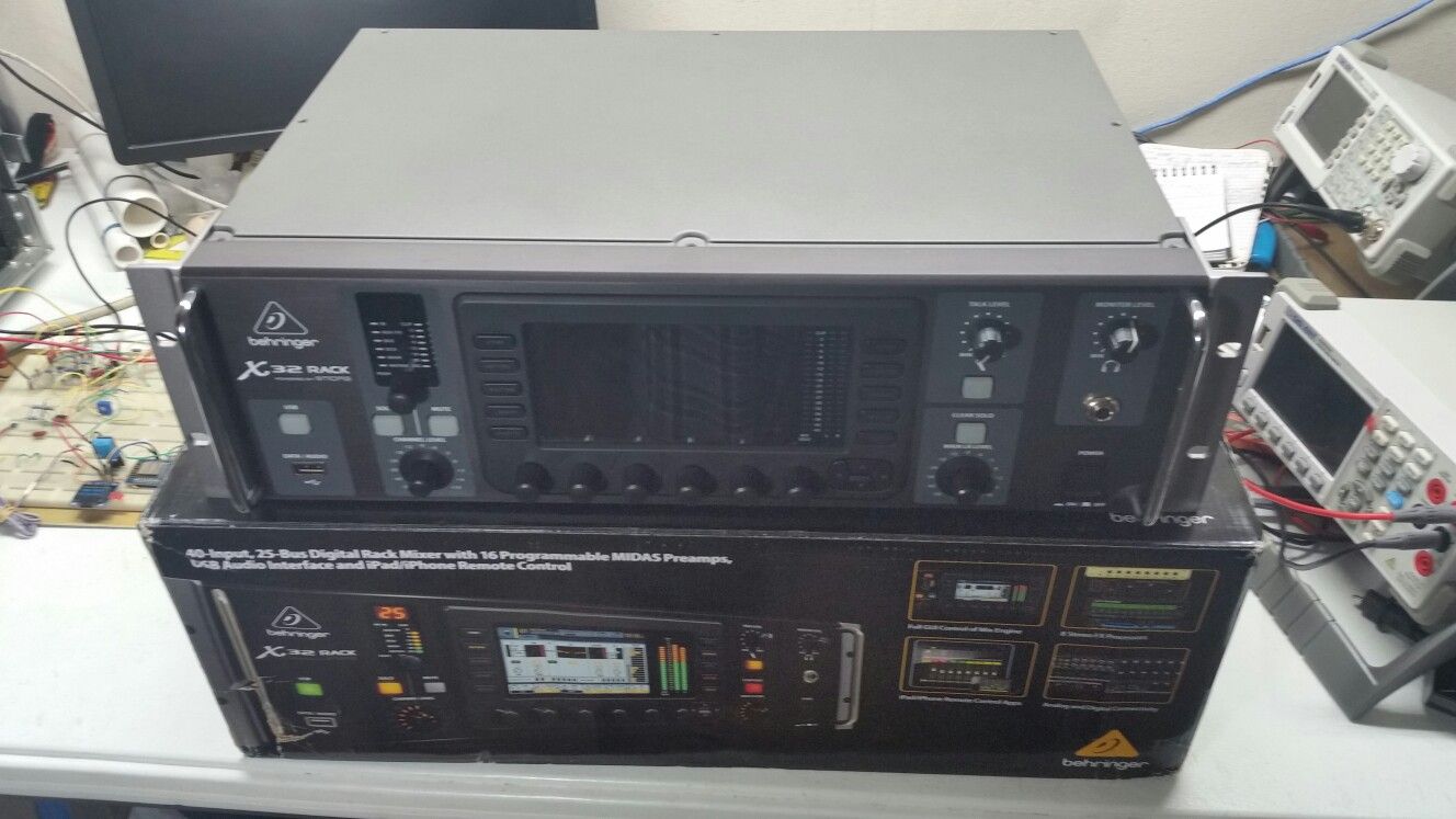 Behringer X32 Rack Digital Mixer