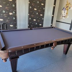 Stunning Pool Table Brand New And In Stock 