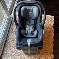 Uppababy Car Seat