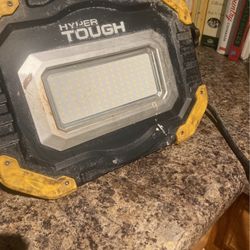 10000 Lumen Led Hyper Tough Light