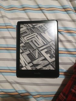 Kindle Paperwhite with cover
