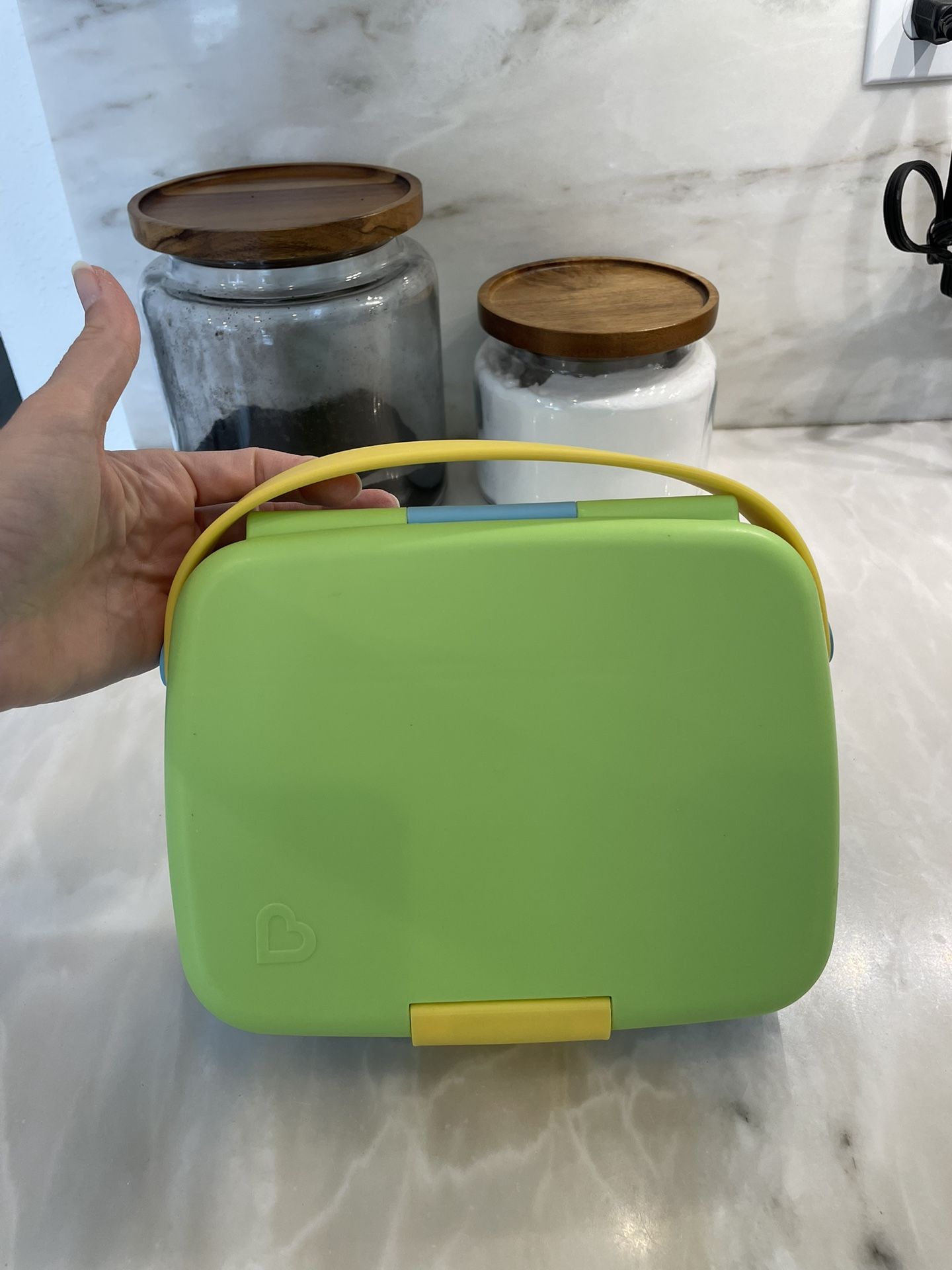 Munchkin Bento Box With Handle