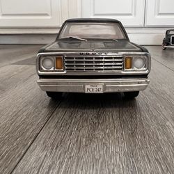Diecast  1/18 scale Ertl American Muscle 78 Dodge Warlock Truck