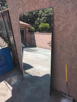 Mirror 7.5 Feet
