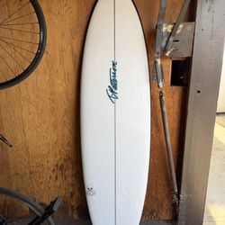 T Patterson Full moon Short board 6’2