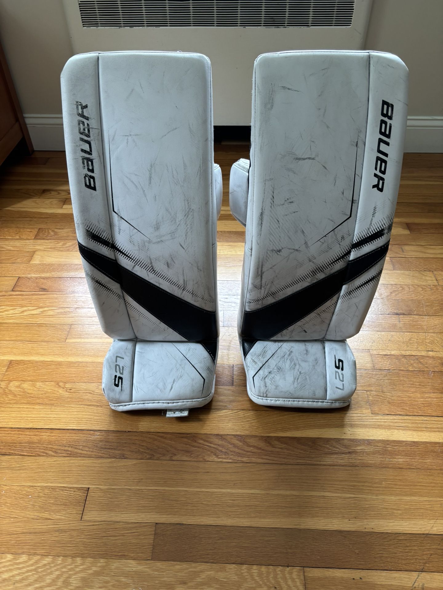 Junior Hockey Goalie Pads