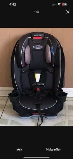 LIKE NEW GRACO SLIM FIT CONVERTIBLE CAR SEAT!!!!