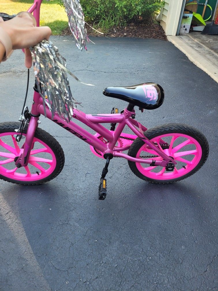 Girls 16 Huffy Flash Fire Bike Used for Sale in Romeoville IL OfferUp