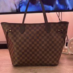 Louis Vuitton Neverfull MM