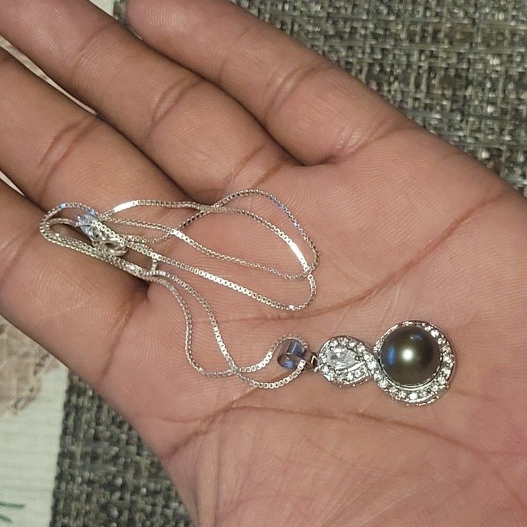 Silver Chain And Pendant 925