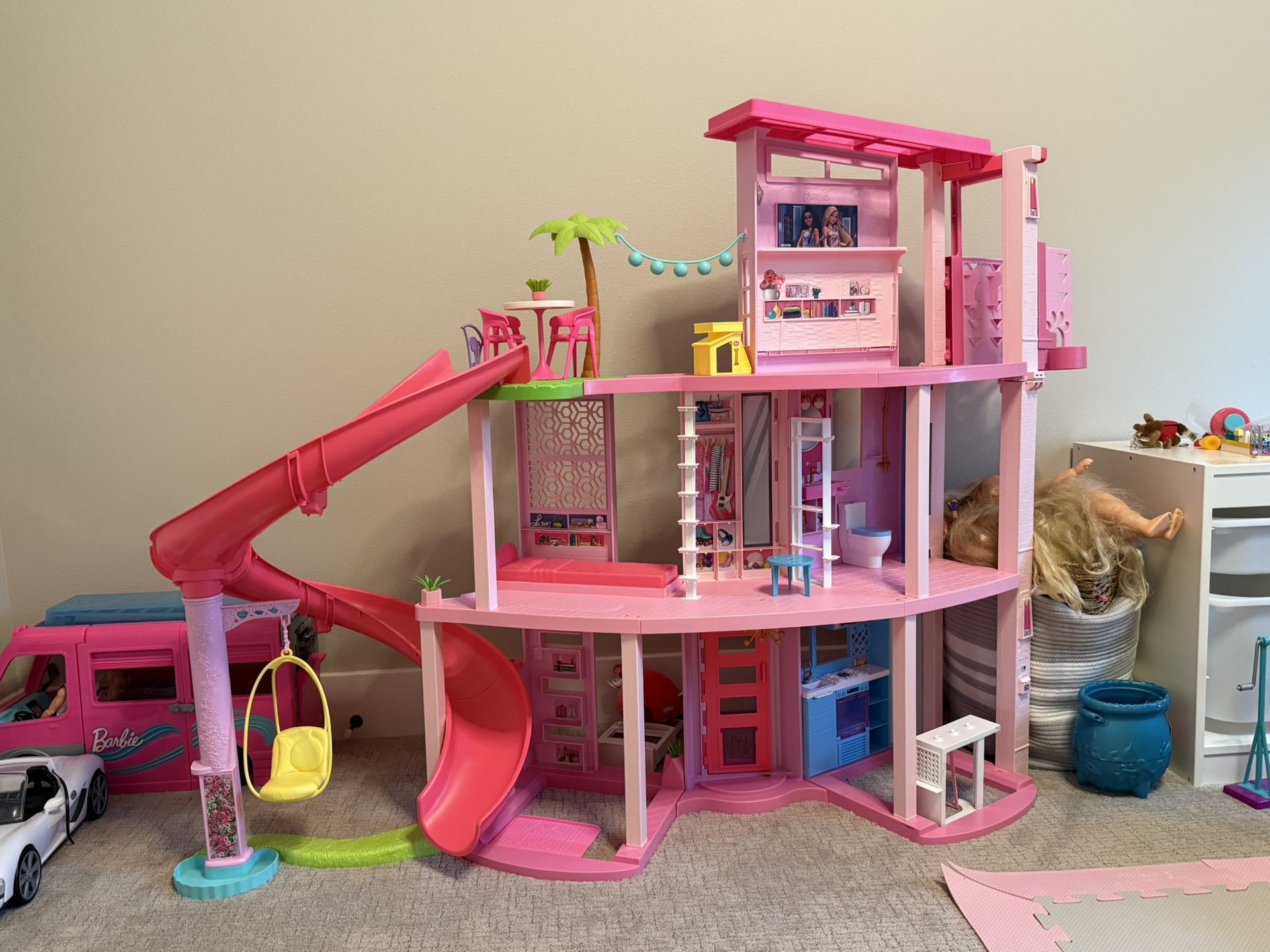 Barbie Dream House, Vehicles And Accessories