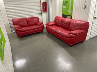 Free Delivery - Modern Natuzzi Leather Sofa Set